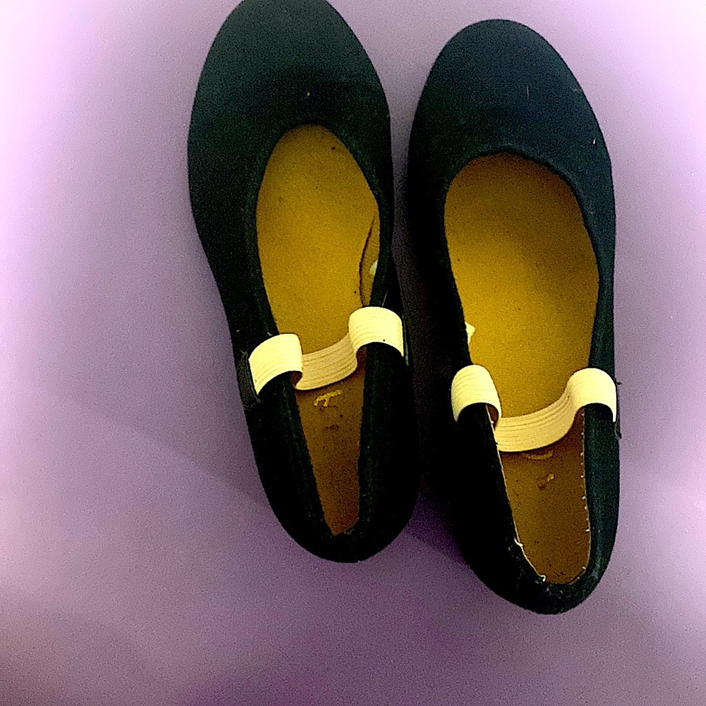 Dance character shoes